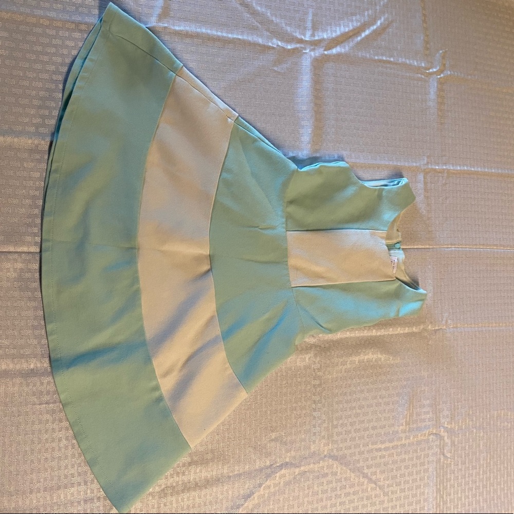 The children’s place nice blue and white 5t dress